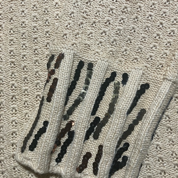 Cardigan - Picture 7 of 9